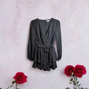 PINK LILY Women’s Medium Black Romper with Tie Front and Zipper Closure